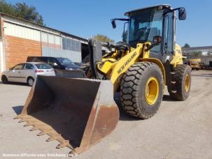 Chargeuse  New Holland W 130 B