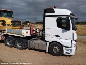 Pour semi-remorque Mercedes Actros