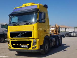 Porte-engins Volvo FH16