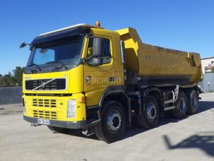 Benne basculante de chantier et de TP Volvo FM12