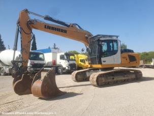 Pelle Liebherr R922 LC