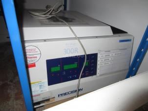 Centrifugeuse réfrigérée THERMO DURAFUGE 300R