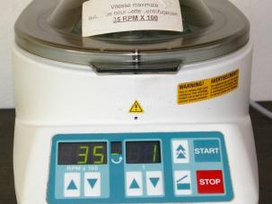 CENTRIFUGEUSE HETTICH EBA20