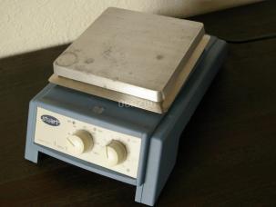 AGITATEUR CHAUFFANT STUART SB162