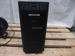 2 Onduleurs APC UPS SMART 2200