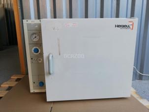 Etuve de laboratoire HERAEUS UT 6060