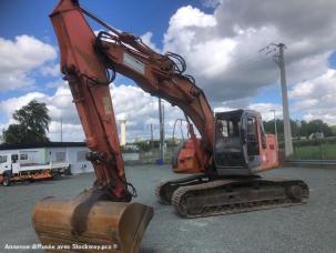 Pelle Hitachi ZX225USR