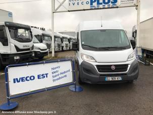 Fourgon avec parois et toit rigide Fiat Ducato