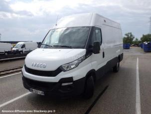 Fourgon avec parois et toit rigide Iveco Daily