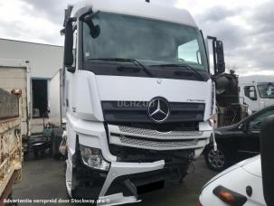 Pour semi-remorque Mercedes Actros