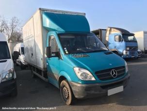 Fourgon avec parois et toit rigide Mercedes Sprinter