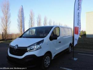 Fourgon avec parois et toit rigide Renault Trafic