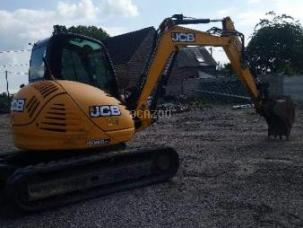 Mini-pelle jcb 8085