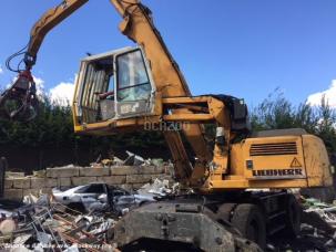 Pelle de manutention Liebherr A 904