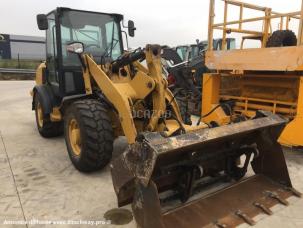 Chargeuse Caterpillar 906