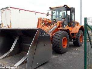 Chargeuse  DOOSAN DL 250