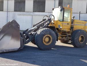 Chargeuse  Volvo L 120 B