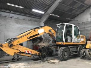 Pelle  Liebherr A 900C LITRONIC