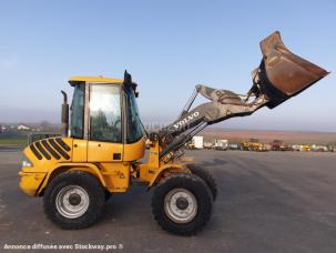 Chargeuse  Volvo L30B