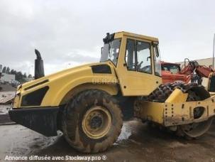 Compacteur à pieds de mouton Bomag BW216 PDH-4