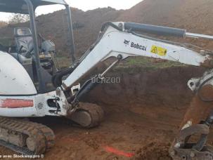 Mini-pelle Bobcat 425
