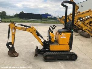 Mini-pelle Bobcat E08