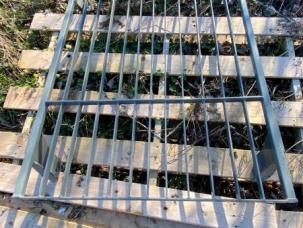  LIEBHERR GRILLE PROTECTION CABINE