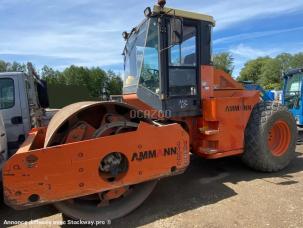 Compacteur à pneus Ammann AC 110