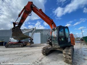 Pelle  Hitachi ZX 135US-6