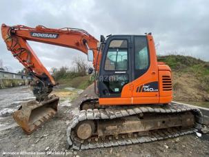 Pelle  Doosan DX 140LCR-3