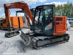 Mini-pelle Hitachi ZAXIS 85USB-5A