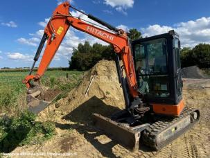 Mini-pelle Hitachi ZX 33U-5A CLR