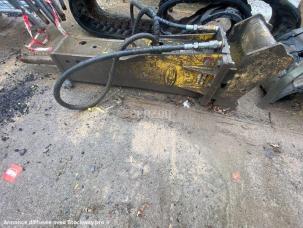 RHINO POUR PELLE 8-12 TONNES