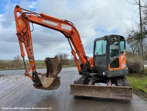 Mini-pelle Doosan DX80R