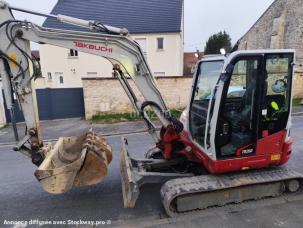 Mini-pelle Takeuchi TB 260
