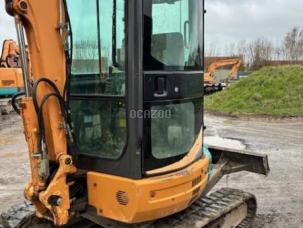 Mini-pelle Case CX27B