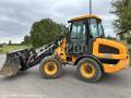 Mini-chargeuse JCB 406