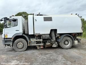 Voirie Mercedes AXOR 1829