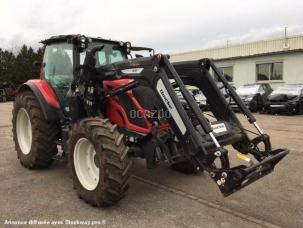 Tracteur agricole Valtra N114e