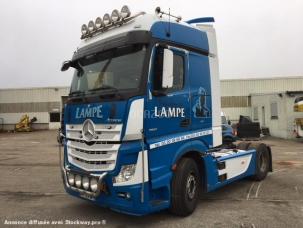 Pour semi-remorque Mercedes Actros