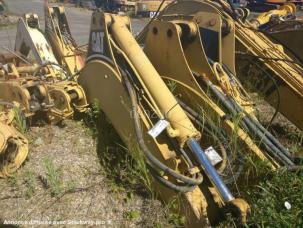 Caterpillar 438B