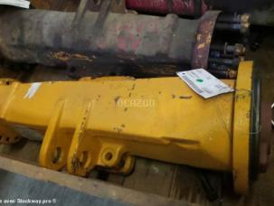  Liebherr A902LI