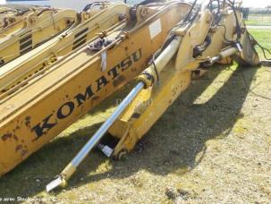  Komatsu PW160-7