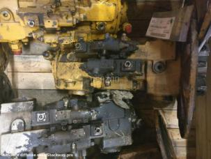  Liebherr A902LI