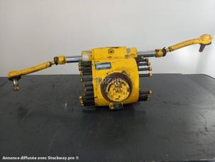  Komatsu             PW95