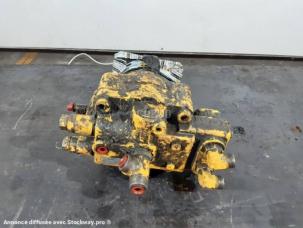  Caterpillar             345C