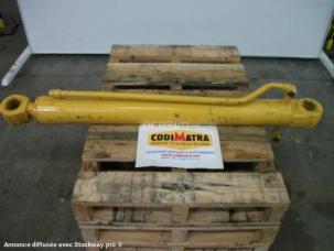  JCB             JS130AMS