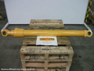  JCB             JS130AMS