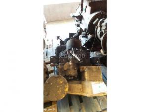  Caterpillar             944A