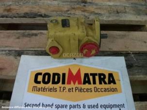  Caterpillar             CS563
